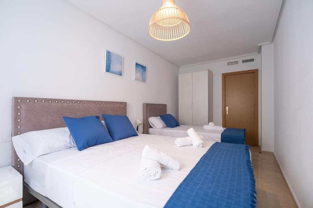 Amplio Apartamento 2 Dormitorios Cerca De La Playa Alicante Exteriör bild
