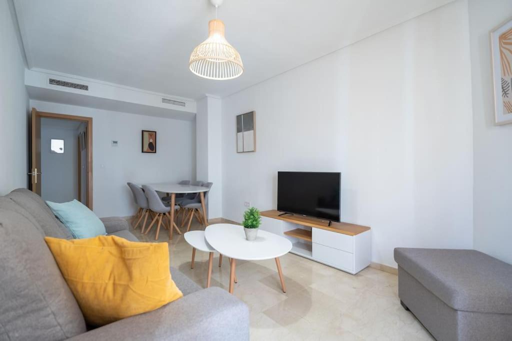 Amplio Apartamento 2 Dormitorios Cerca De La Playa Alicante Exteriör bild